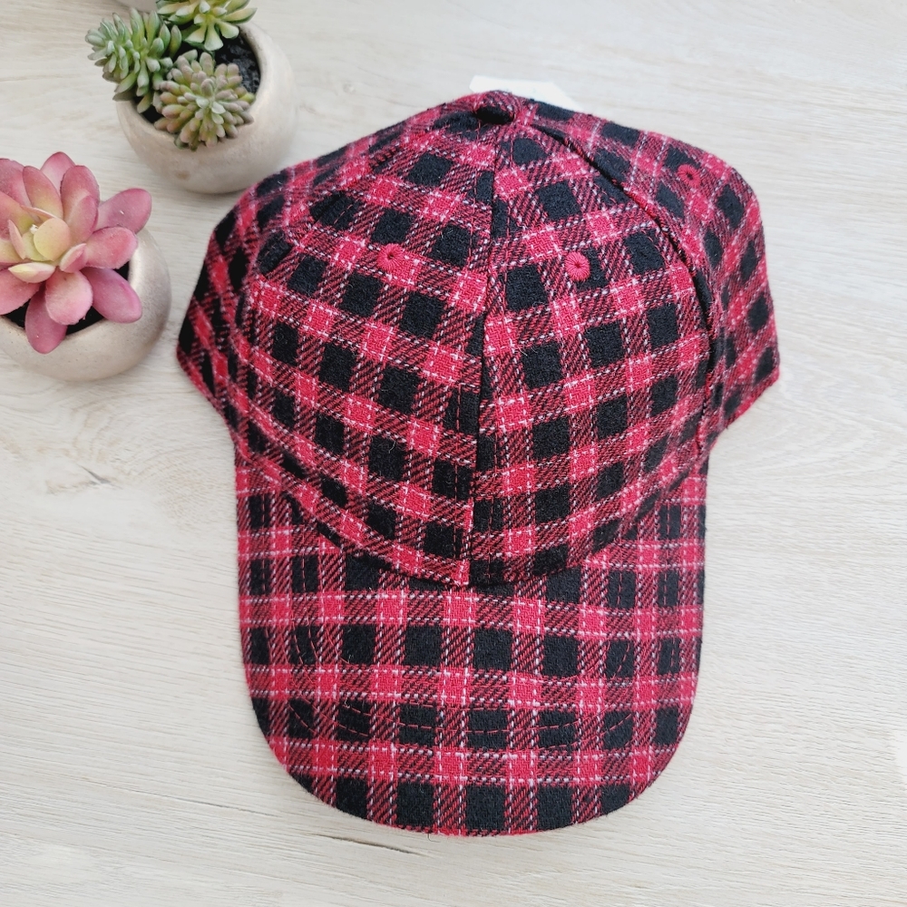 💕 NWT Time and Tru Red Black Mini Check Cap - Picture 15 of 15